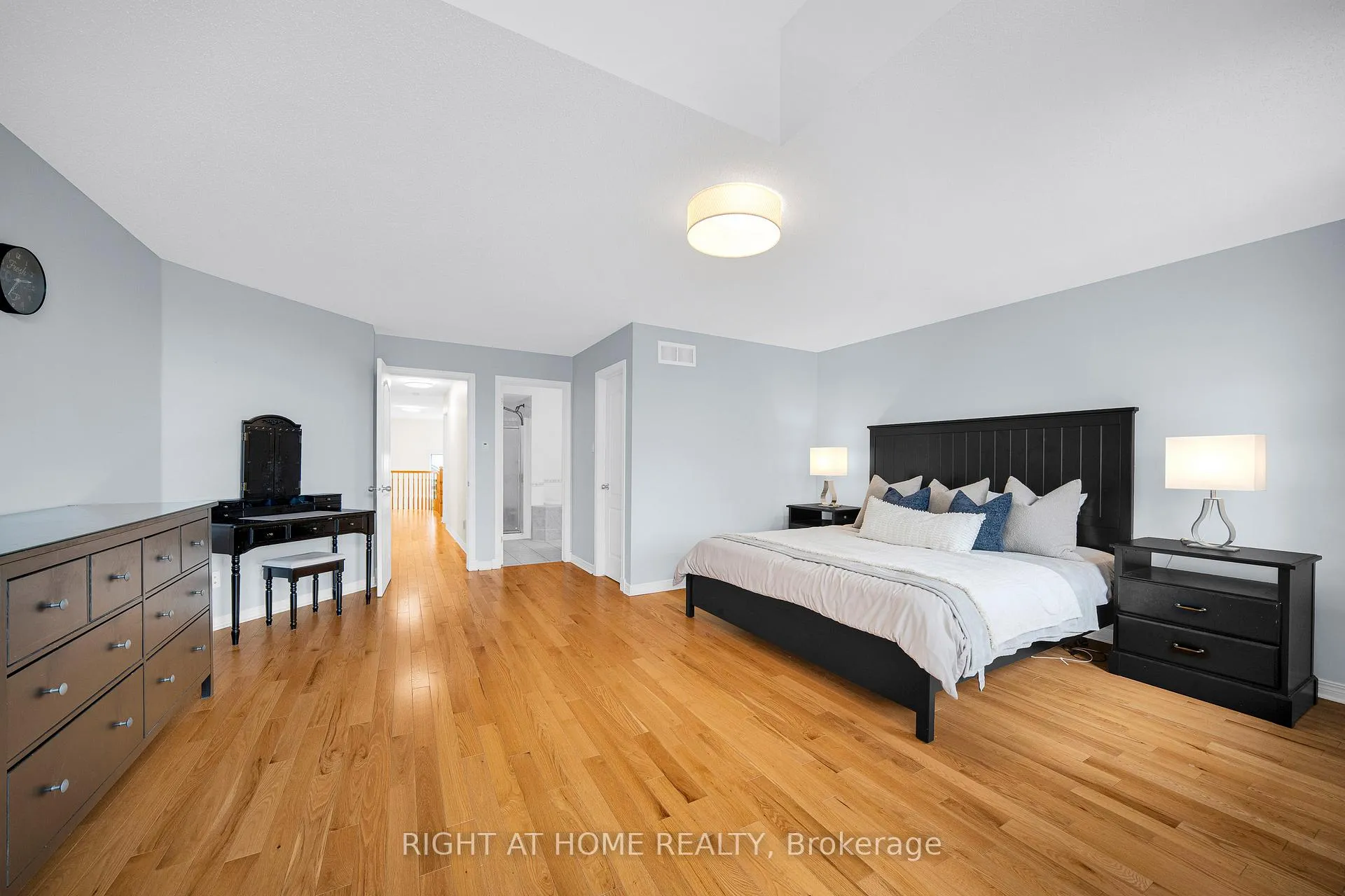 Photo 21 of 27 Knowlton Drive, Ottawa, Barrhaven East — HOMEH