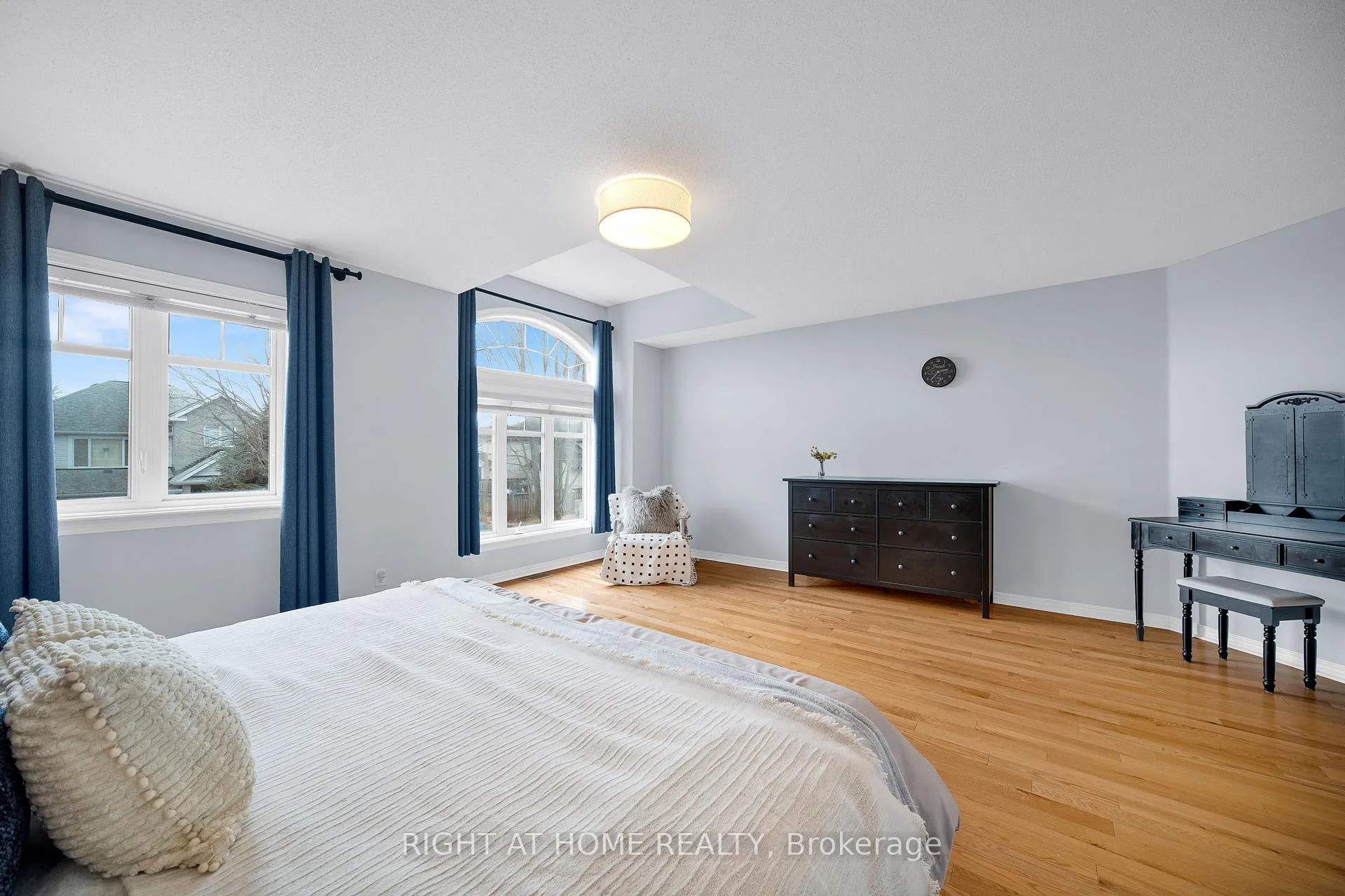 Photo 22 of 27 Knowlton Drive, Ottawa, Barrhaven East — HOMEH