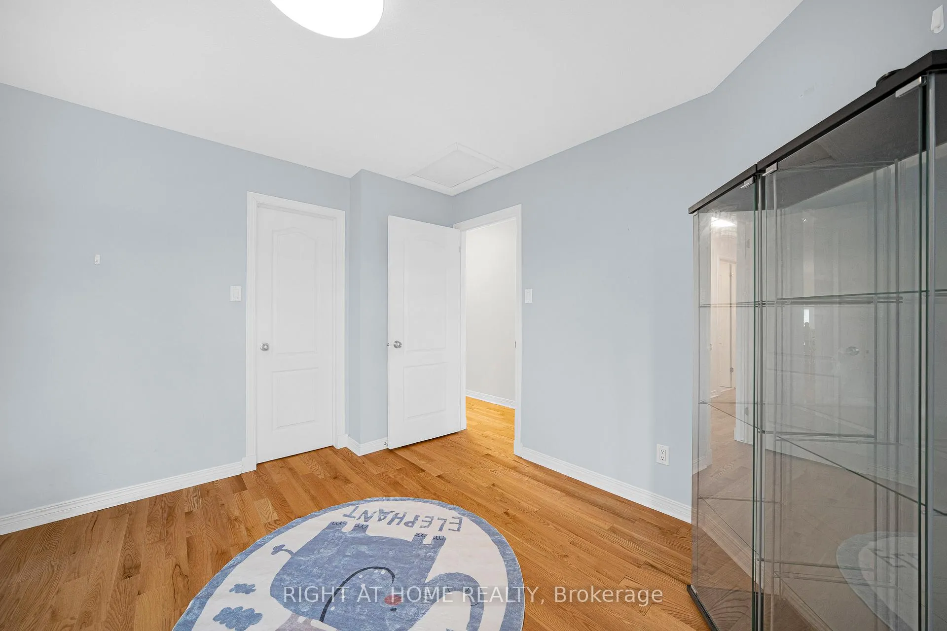 Photo 24 of 27 Knowlton Drive, Ottawa, Barrhaven East — HOMEH
