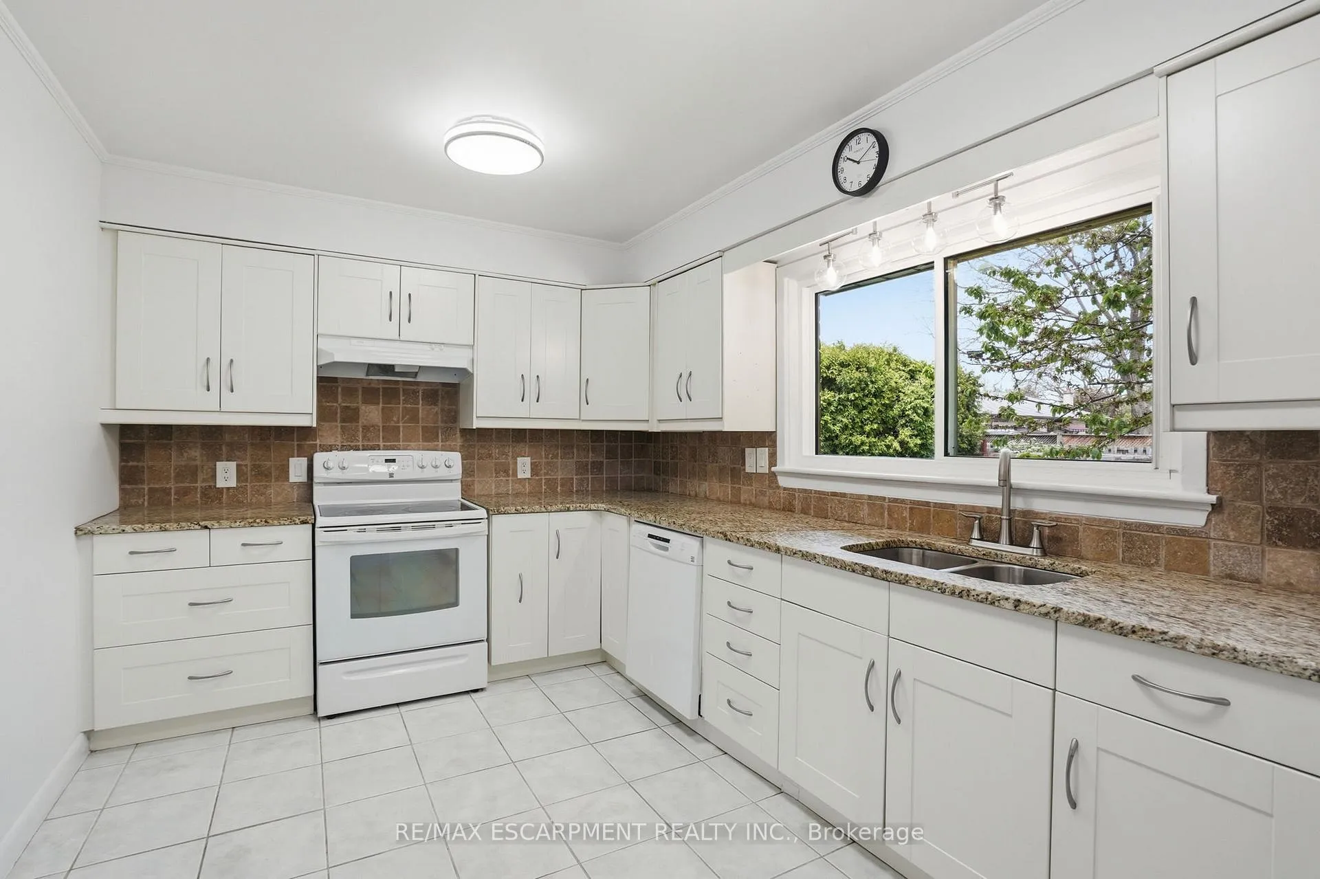 Photo 8 of 773 Paling Road, Burlington, Brant — HOMEH