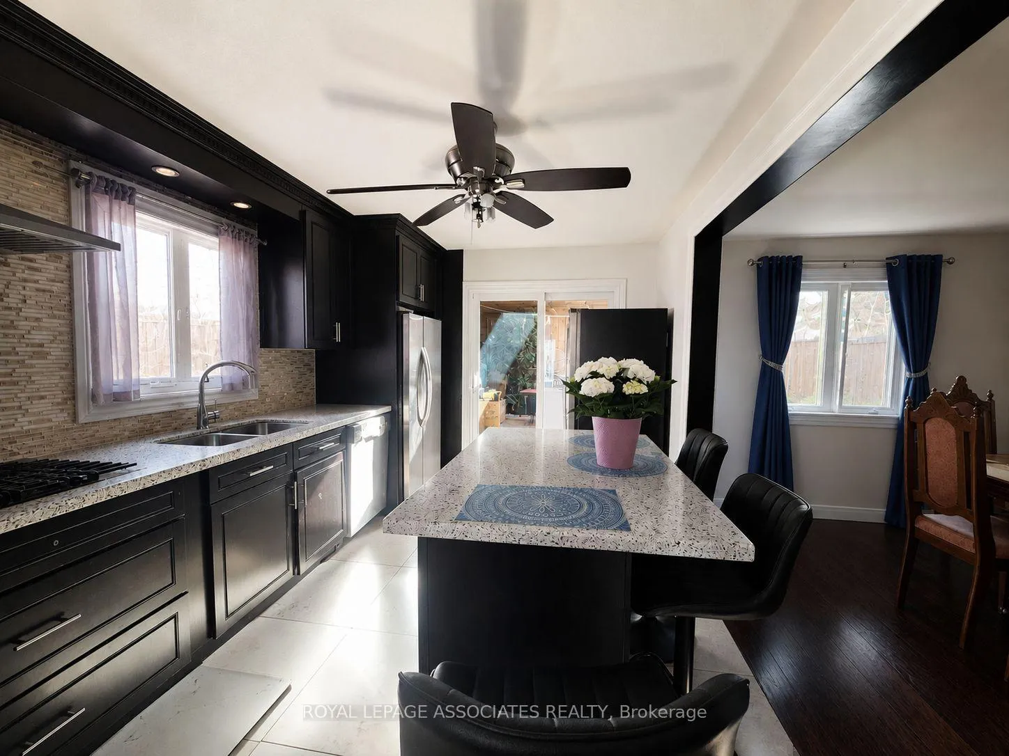 Photo 6 of 8 Chalmers Crescent, Ajax, Central — HOMEH