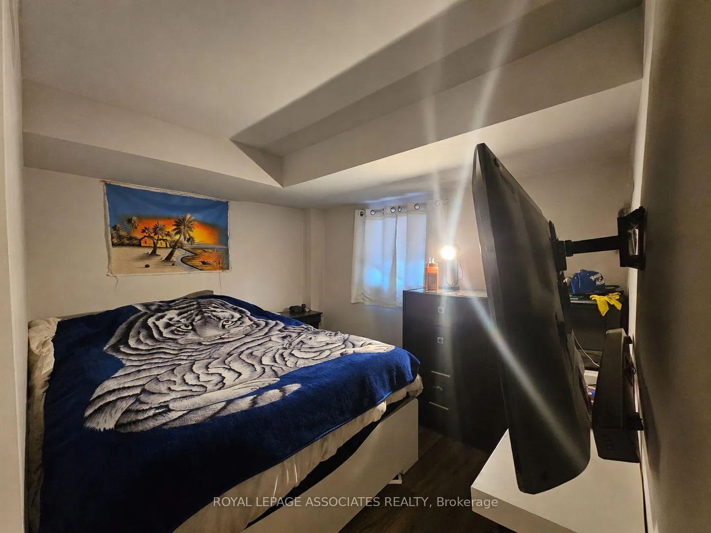 Photo 16 of 8 Chalmers Crescent, Ajax, Central — HOMEH