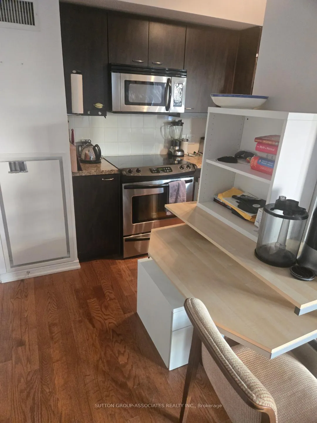 Photo 7 of Unit 519, 308 Palmerston Avenue, Toronto, Trinity-Bellwoods — HOMEH