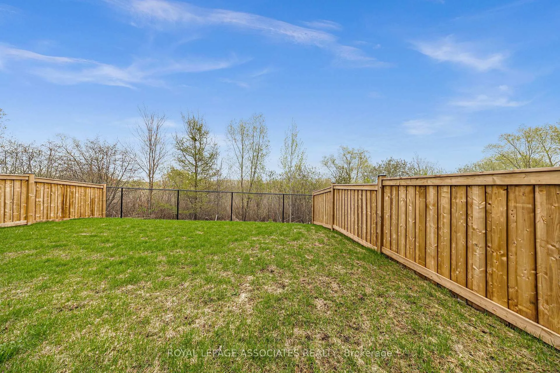 Photo 39 of 21 John Dallimore Drive, Georgina, Keswick South — HOMEH