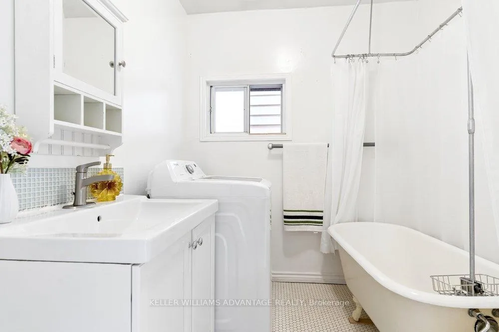 Photo 13 of 186 Cedric Avenue, Toronto, Oakwood Village — HOMEH