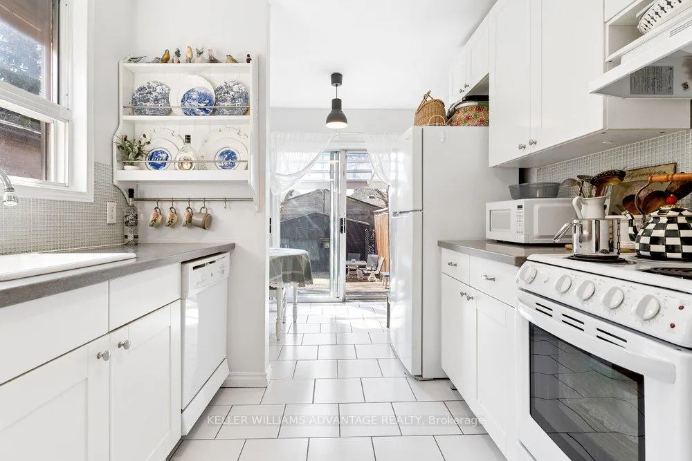 Photo 17 of 186 Cedric Avenue, Toronto, Oakwood Village — HOMEH