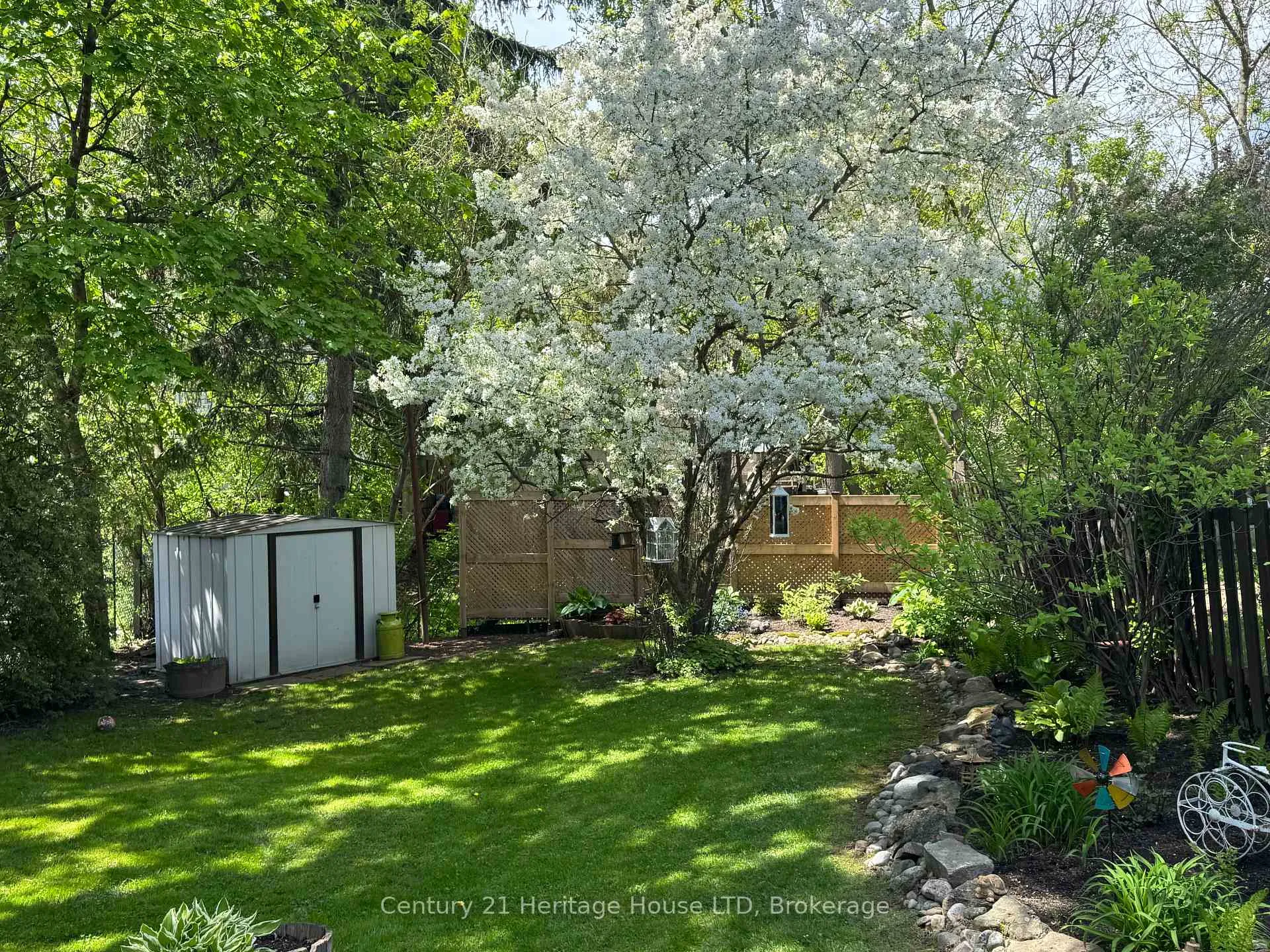 Photo 4 of 87 Margery Road, Welland, Welland Downtown — HOMEH
