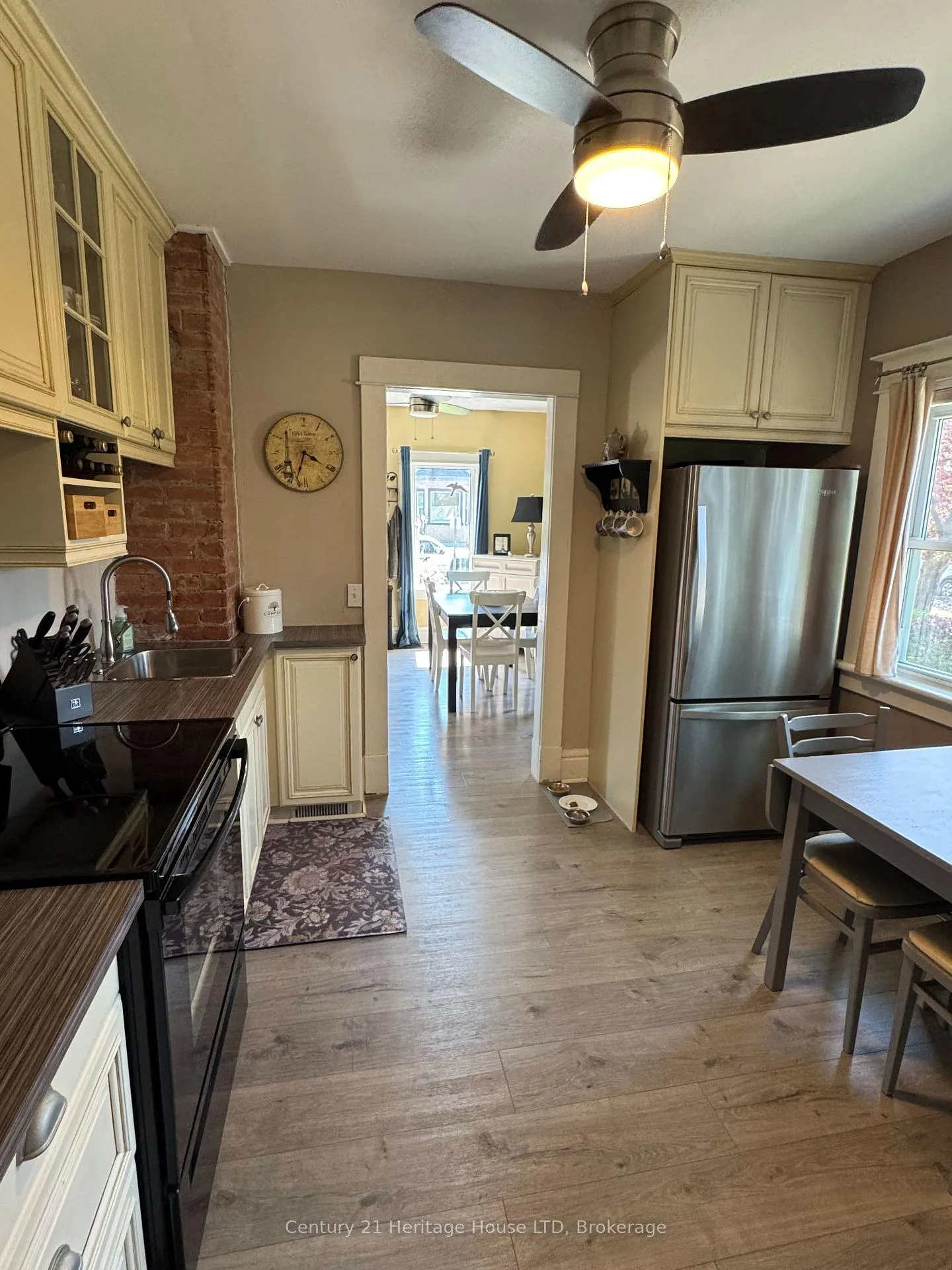 Photo 14 of 87 Margery Road, Welland, Welland Downtown — HOMEH