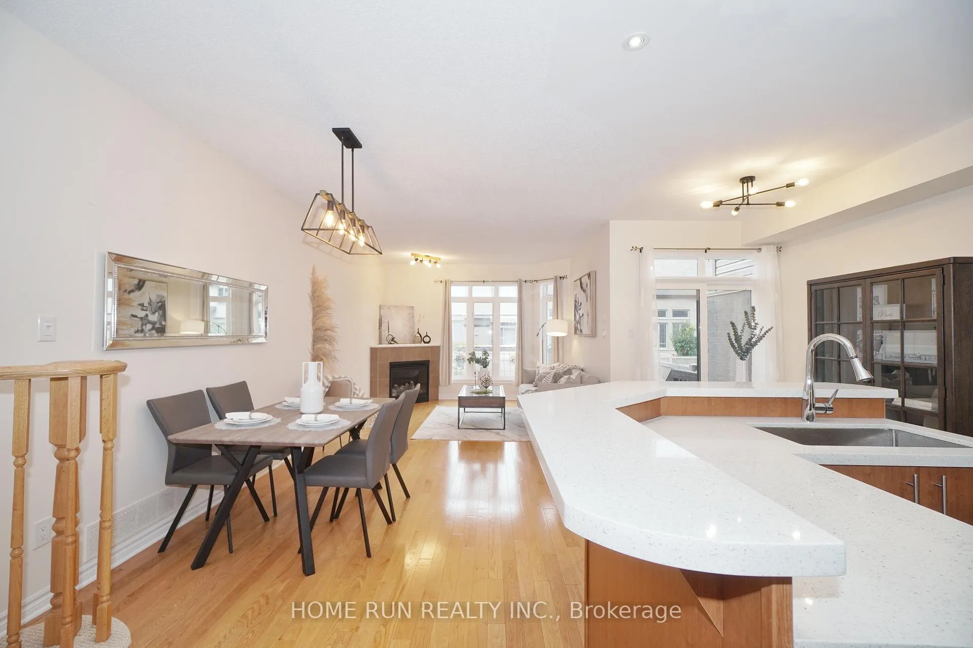 Photo 8 of 157 Mattingly Way, Ottawa, Riverside South/Gloucester Glen — HOMEH