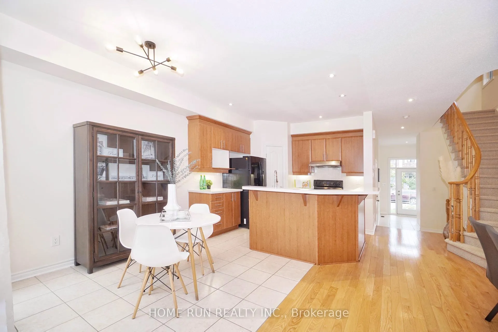 Photo 14 of 157 Mattingly Way, Ottawa, Riverside South/Gloucester Glen — HOMEH