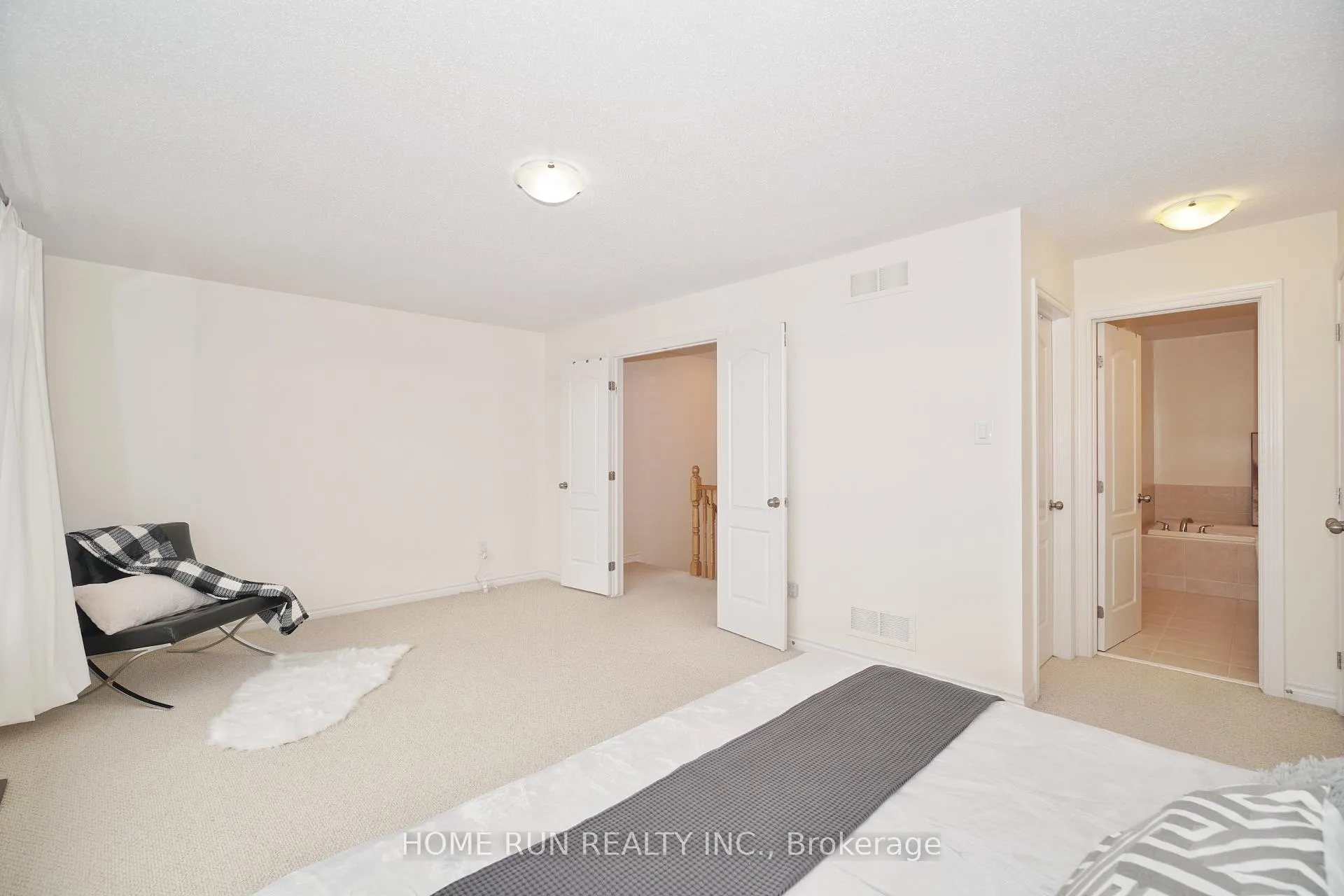 Photo 19 of 157 Mattingly Way, Ottawa, Riverside South/Gloucester Glen — HOMEH