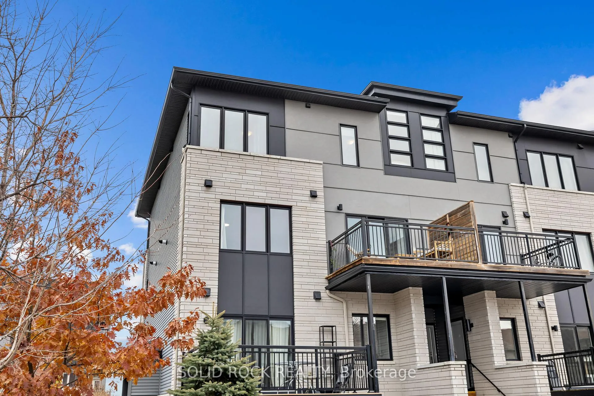 Photo 2 of Unit B, 442 Via Verona Avenue, Ottawa, Barrhaven - Longfields — HOMEH
