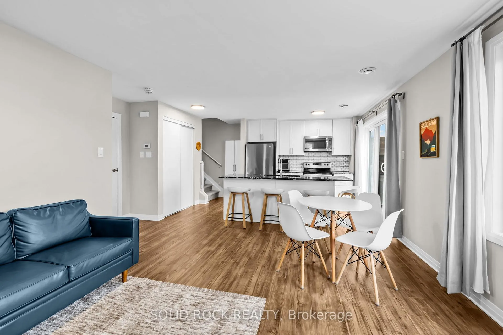 Photo 6 of Unit B, 442 Via Verona Avenue, Ottawa, Barrhaven - Longfields — HOMEH