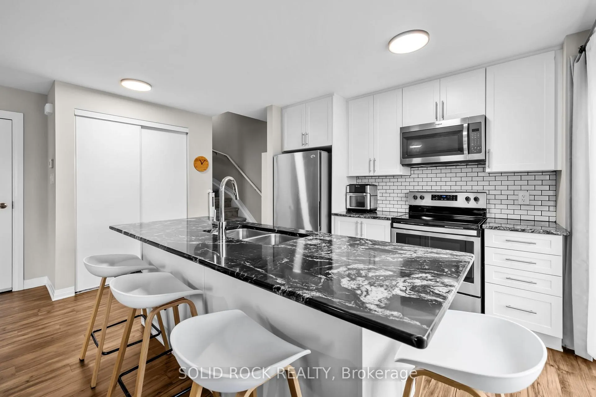 Photo 10 of Unit B, 442 Via Verona Avenue, Ottawa, Barrhaven - Longfields — HOMEH