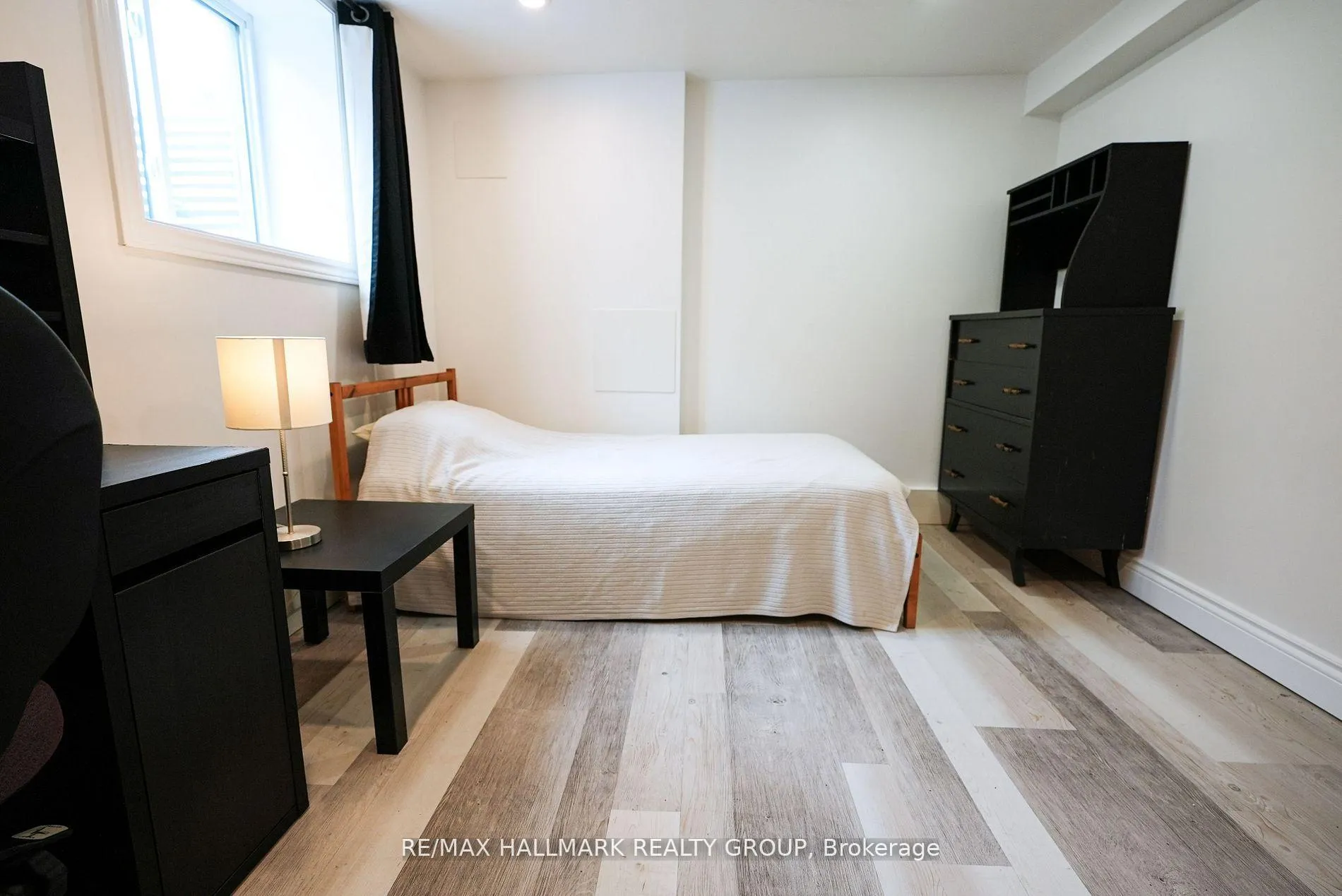 Photo 29 of 924 Bermuda Avenue, Ottawa, Carson Meadows — HOMEH