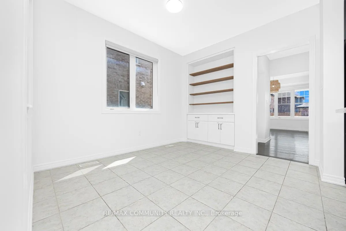 Photo 7 of 99 Cornwall Drive, Markham, Cornell — HOMEH