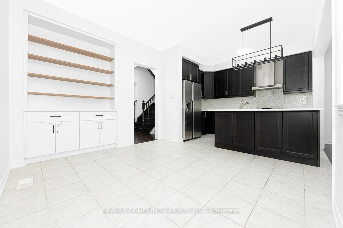 Photo 8 of 99 Cornwall Drive, Markham, Cornell — HOMEH