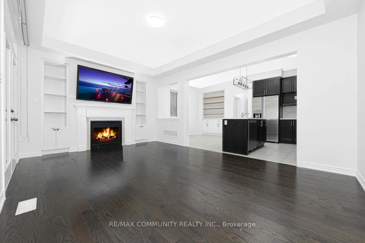 Photo 10 of 99 Cornwall Drive, Markham, Cornell — HOMEH