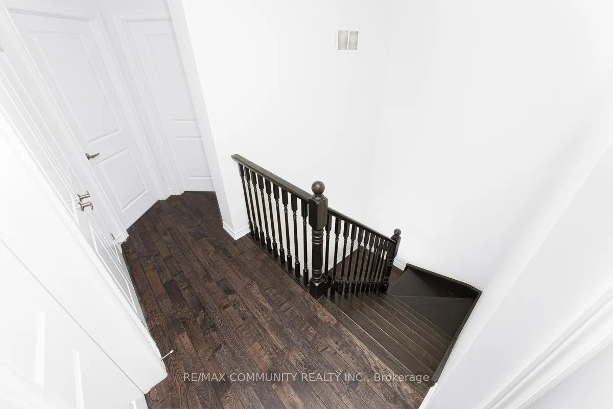 Photo 14 of 99 Cornwall Drive, Markham, Cornell — HOMEH