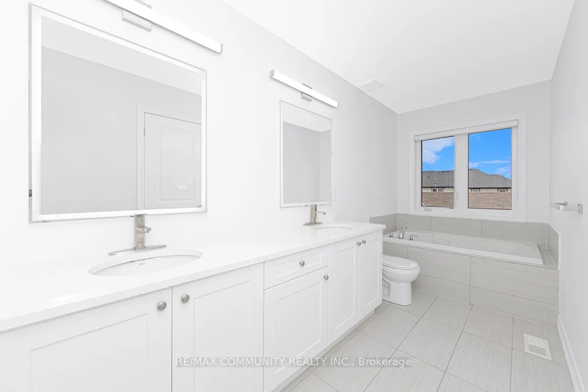 Photo 16 of 99 Cornwall Drive, Markham, Cornell — HOMEH