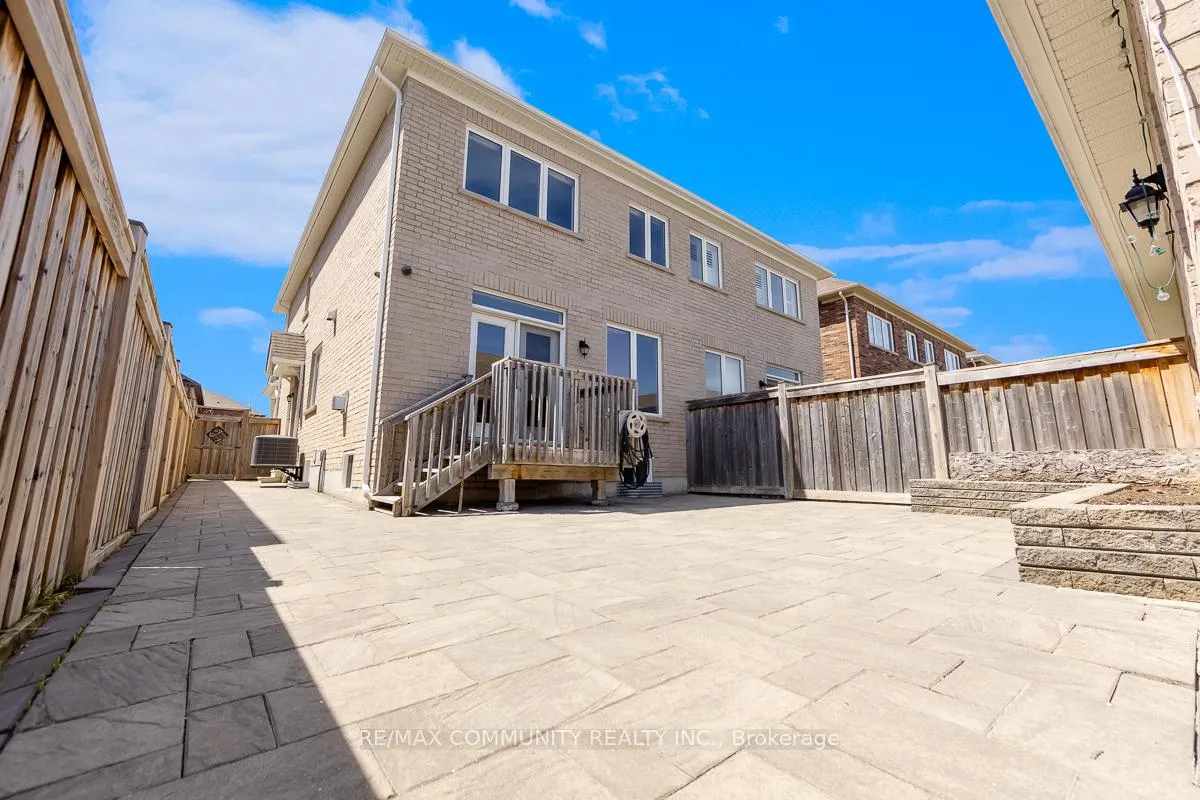Photo 29 of 99 Cornwall Drive, Markham, Cornell — HOMEH