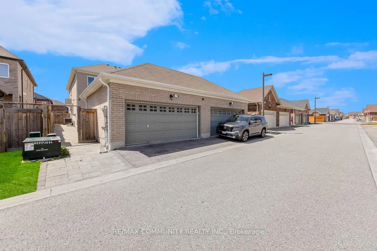 Photo 30 of 99 Cornwall Drive, Markham, Cornell — HOMEH