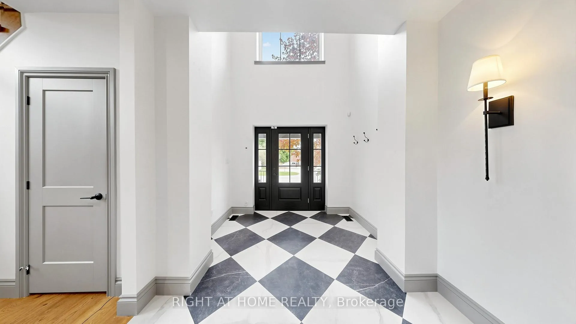 Photo 4 of 41 Talbot Road, Norfolk, Delhi — HOMEH