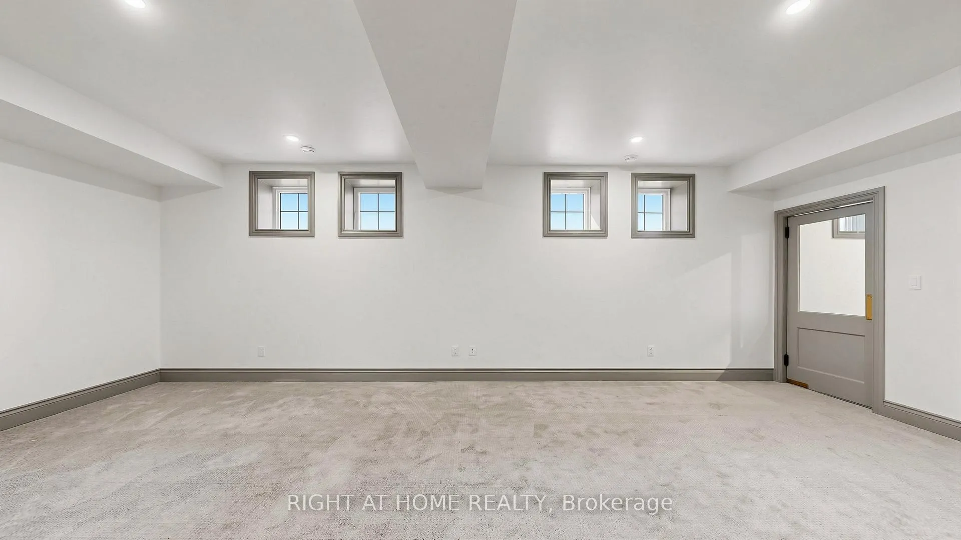 Photo 30 of 41 Talbot Road, Norfolk, Delhi — HOMEH