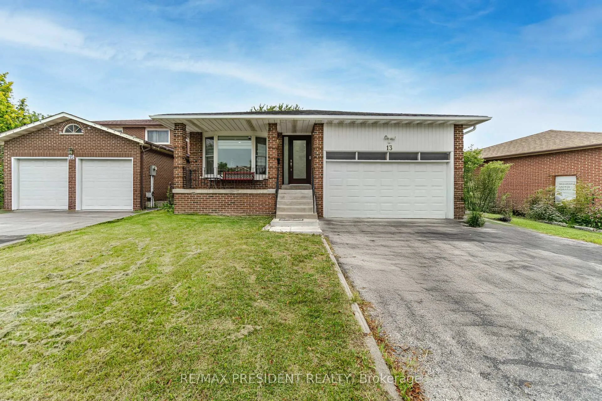 Photo 2 of 13 Panorama Crescent, Brampton, Northgate — HOMEH