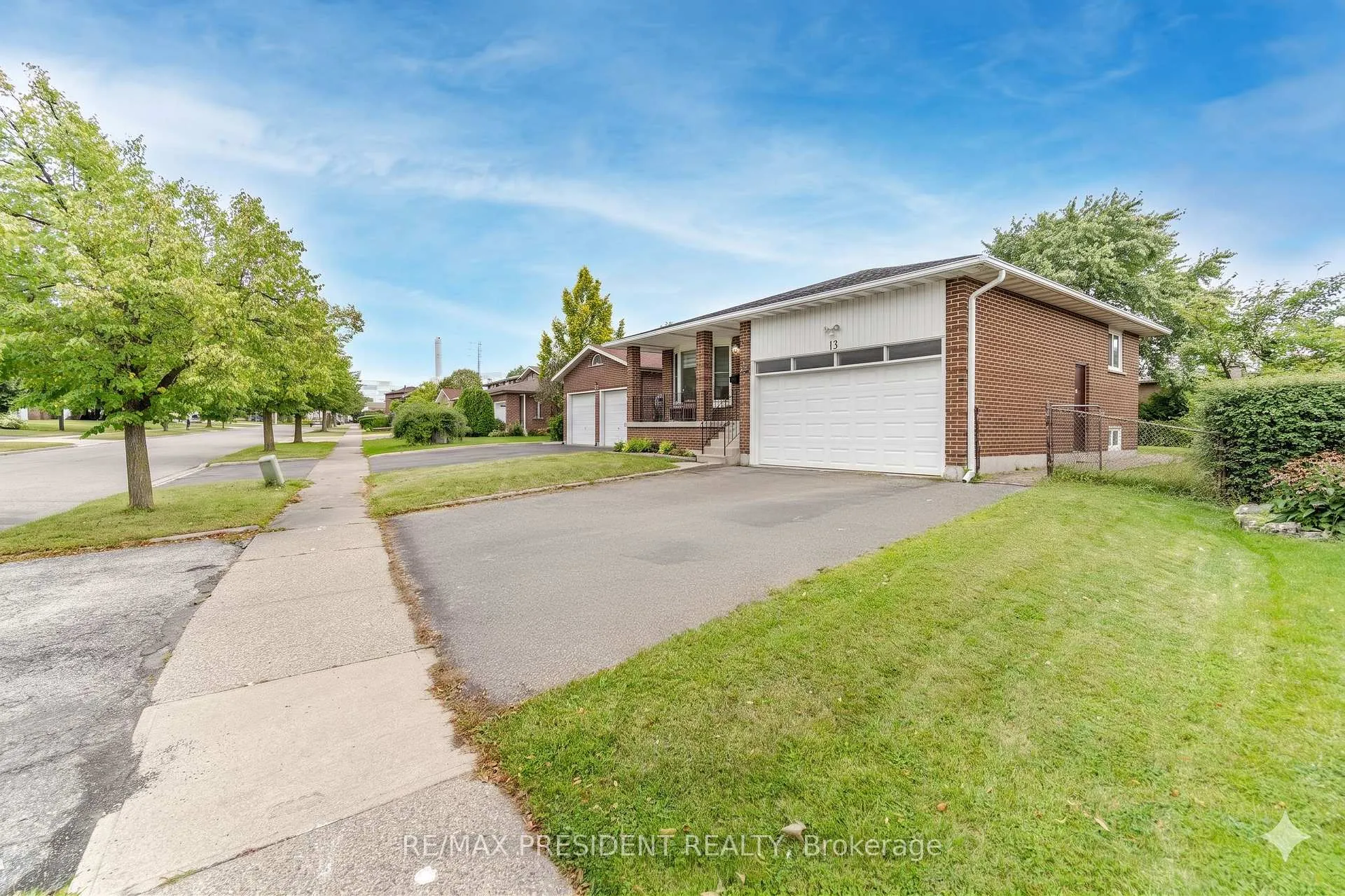 Photo 3 of 13 Panorama Crescent, Brampton, Northgate — HOMEH