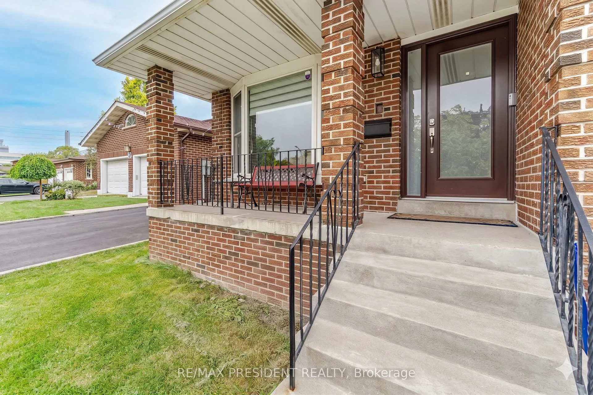 Photo 5 of 13 Panorama Crescent, Brampton, Northgate — HOMEH