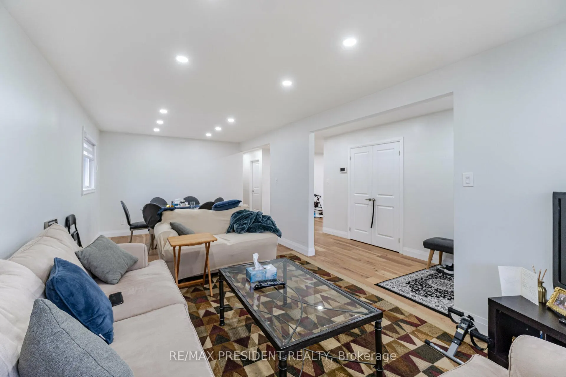 Photo 8 of 13 Panorama Crescent, Brampton, Northgate — HOMEH
