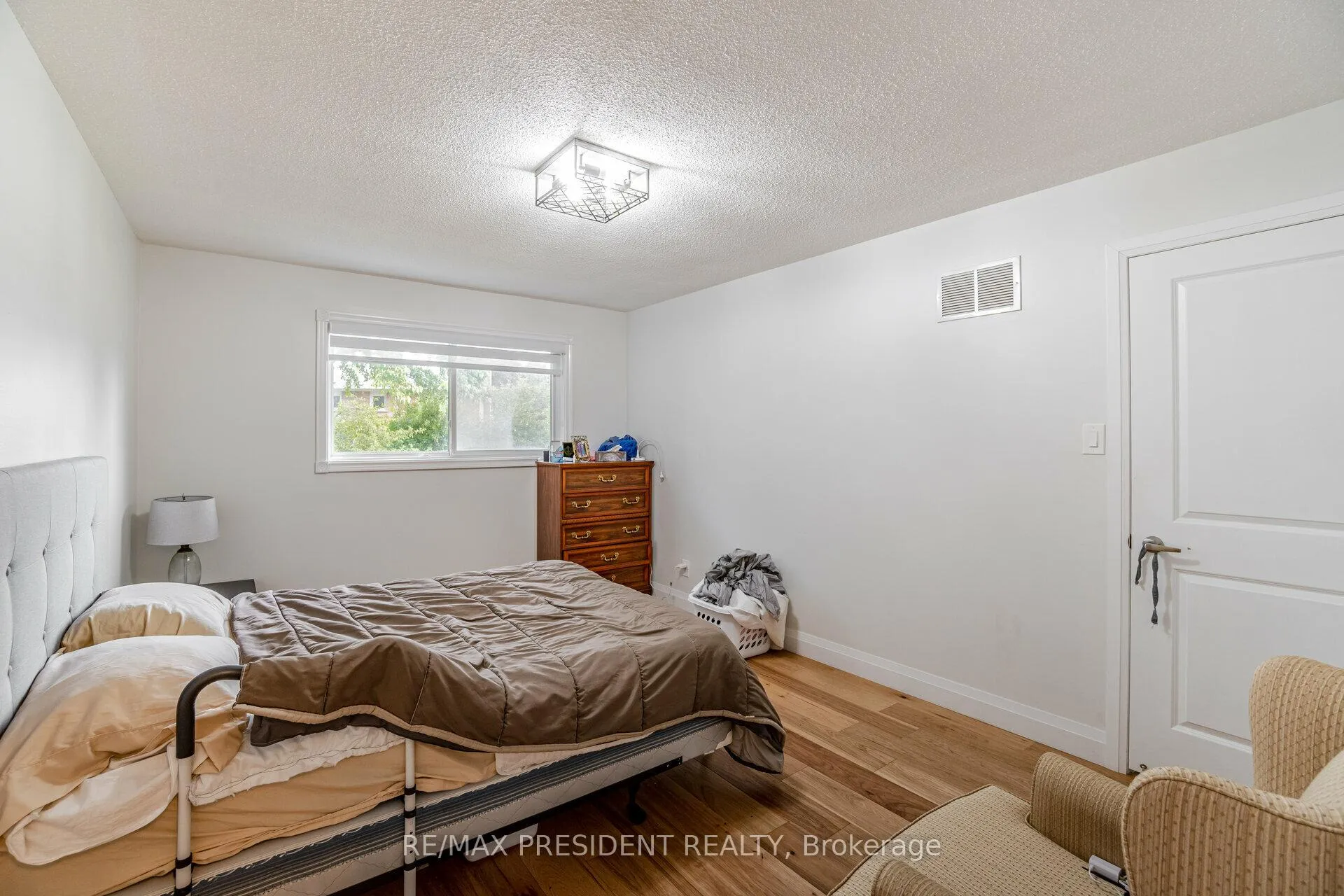 Photo 17 of 13 Panorama Crescent, Brampton, Northgate — HOMEH