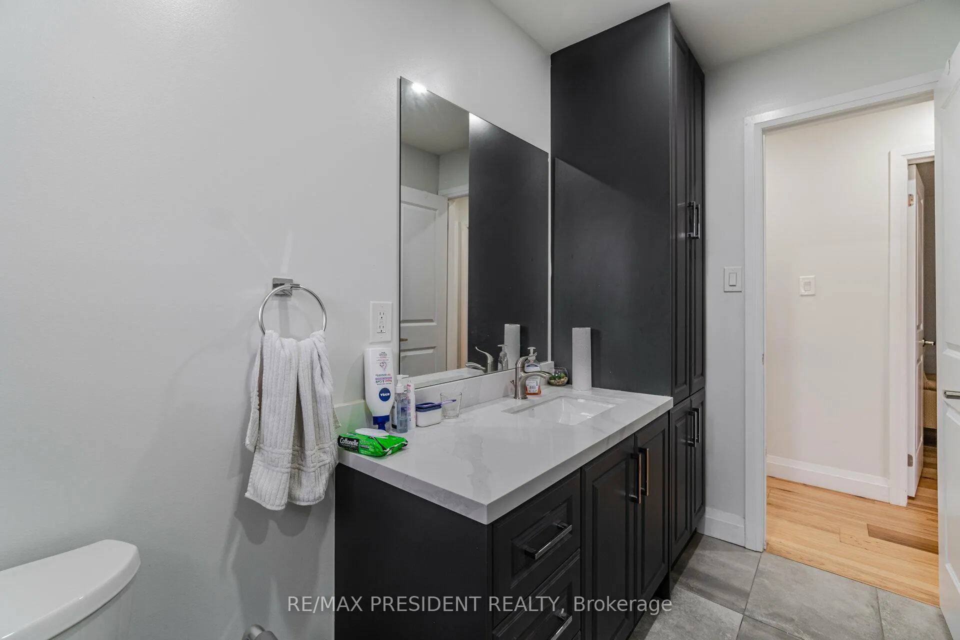 Photo 25 of 13 Panorama Crescent, Brampton, Northgate — HOMEH