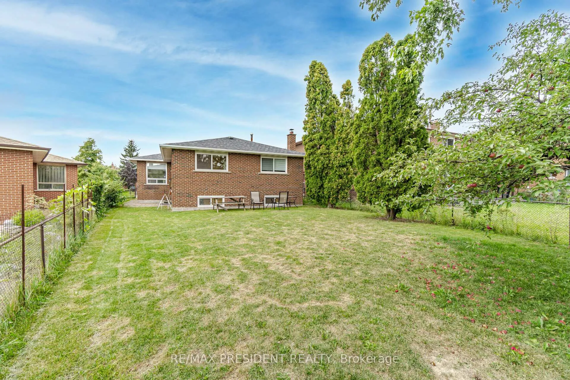 Photo 28 of 13 Panorama Crescent, Brampton, Northgate — HOMEH