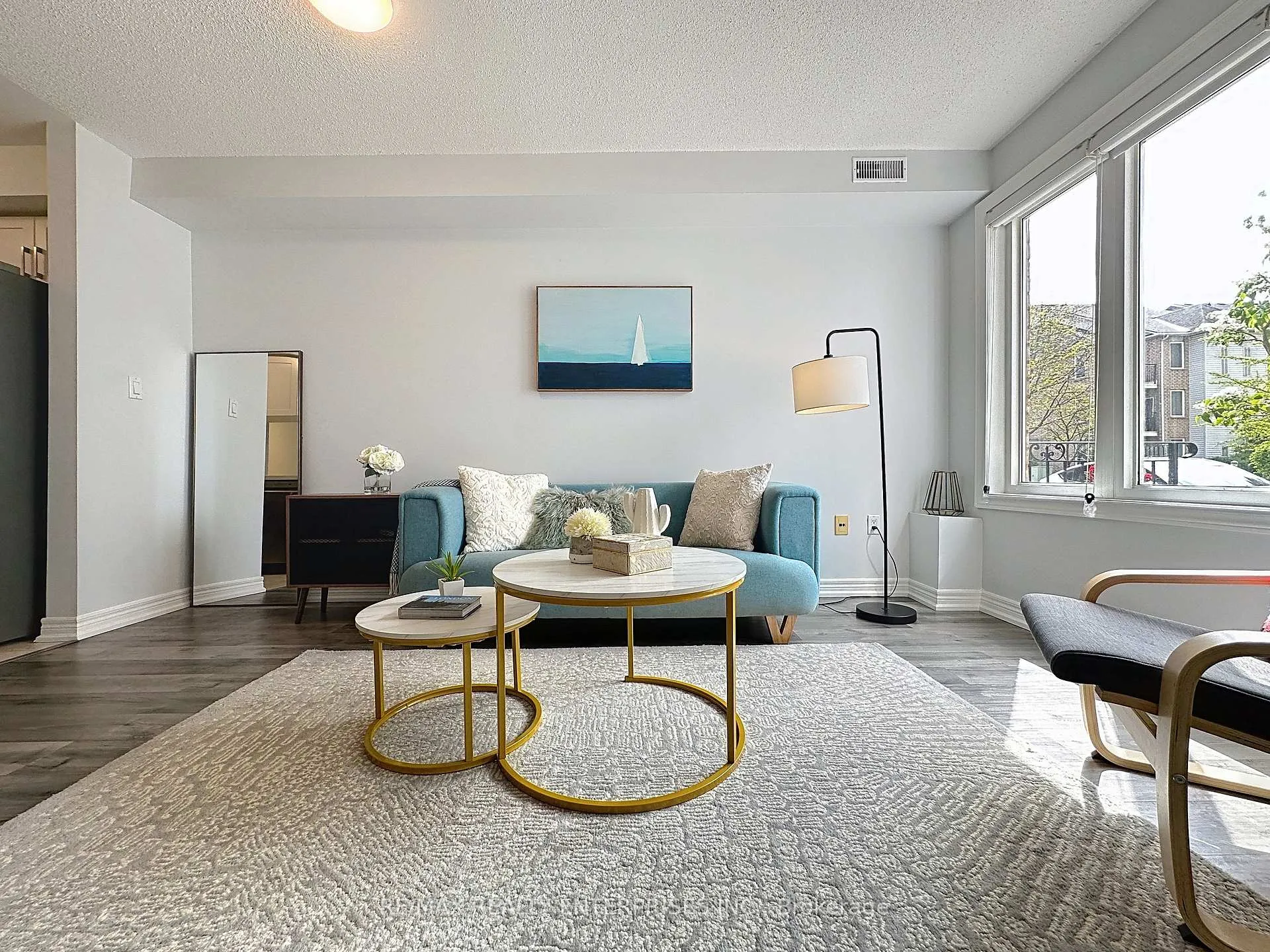 Photo 7 of Unit 102, 52 Aerodrome Crescent, Toronto, Leaside — HOMEH
