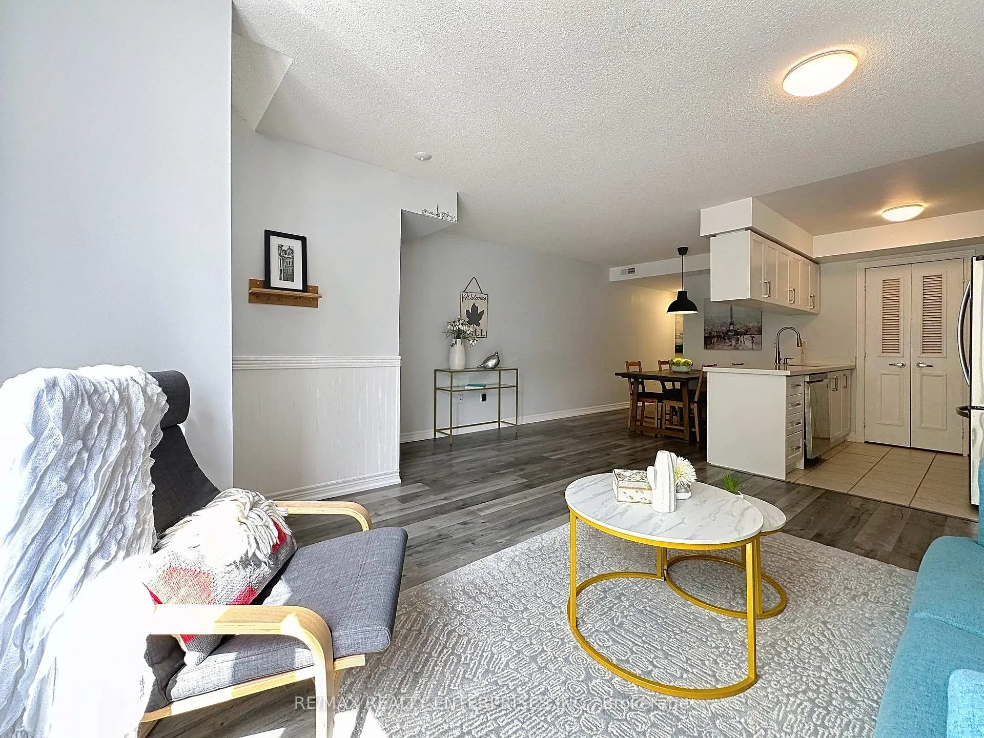 Photo 14 of Unit 102, 52 Aerodrome Crescent, Toronto, Leaside — HOMEH