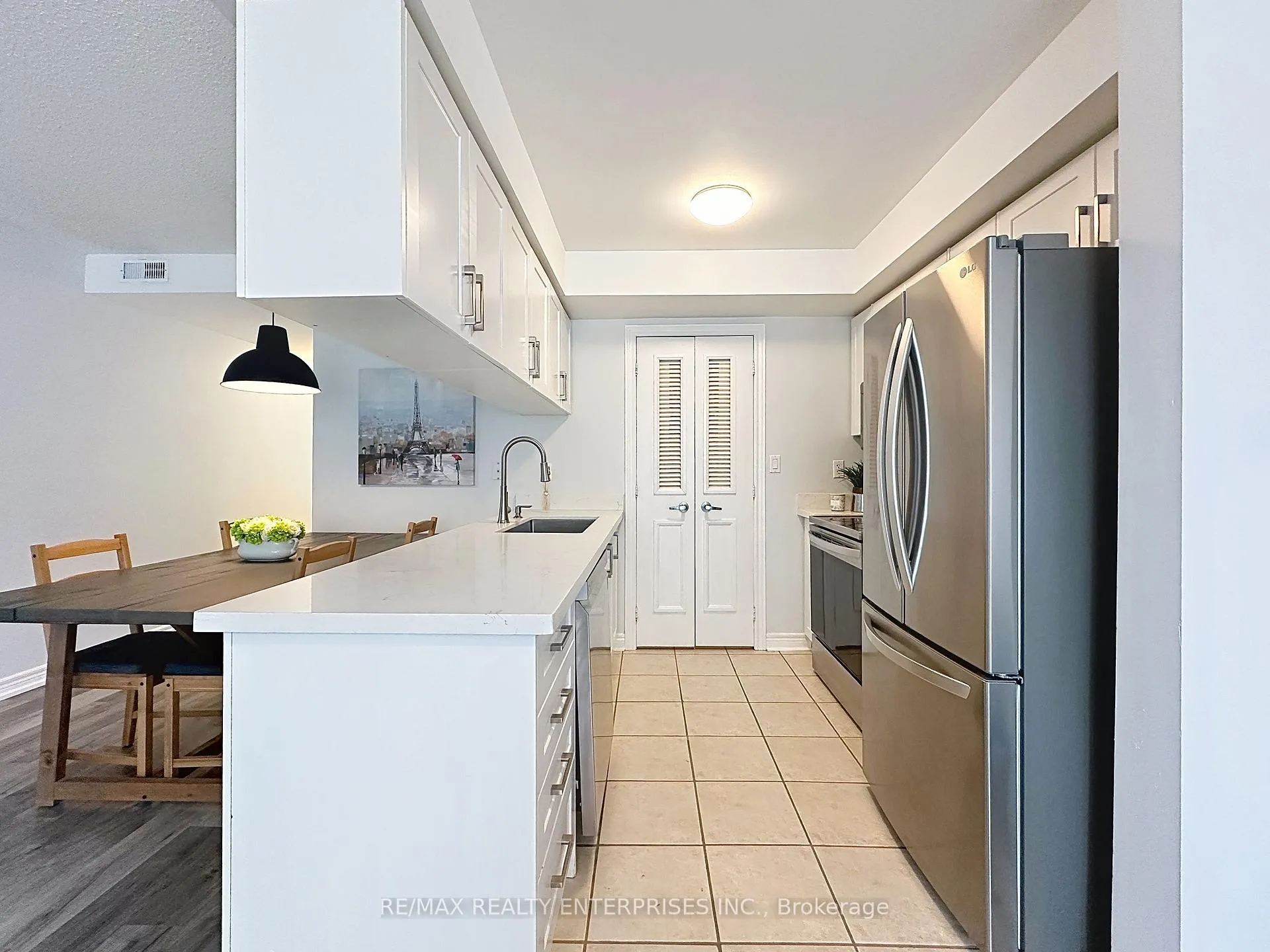 Photo 17 of Unit 102, 52 Aerodrome Crescent, Toronto, Leaside — HOMEH