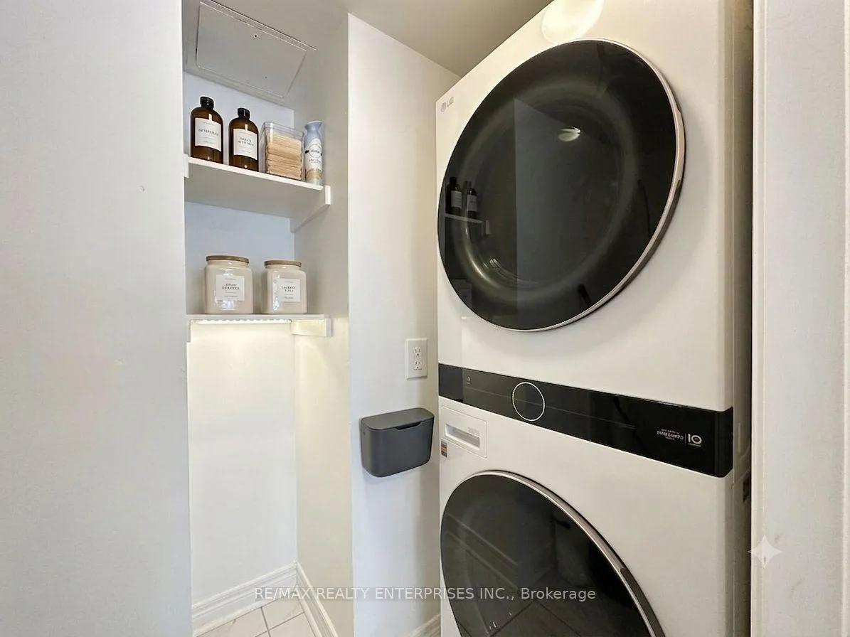 Photo 22 of Unit 102, 52 Aerodrome Crescent, Toronto, Leaside — HOMEH