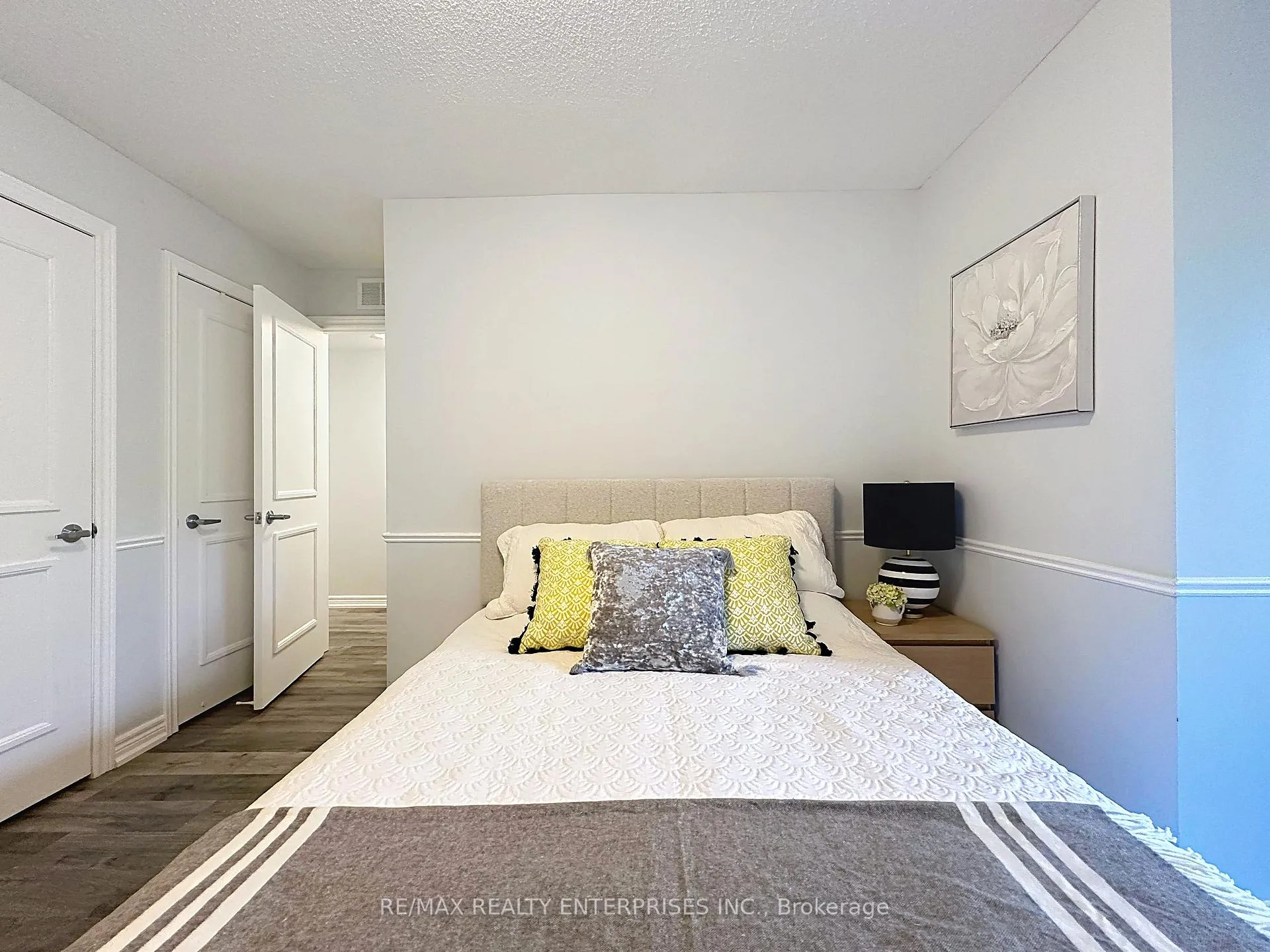 Photo 32 of Unit 102, 52 Aerodrome Crescent, Toronto, Leaside — HOMEH