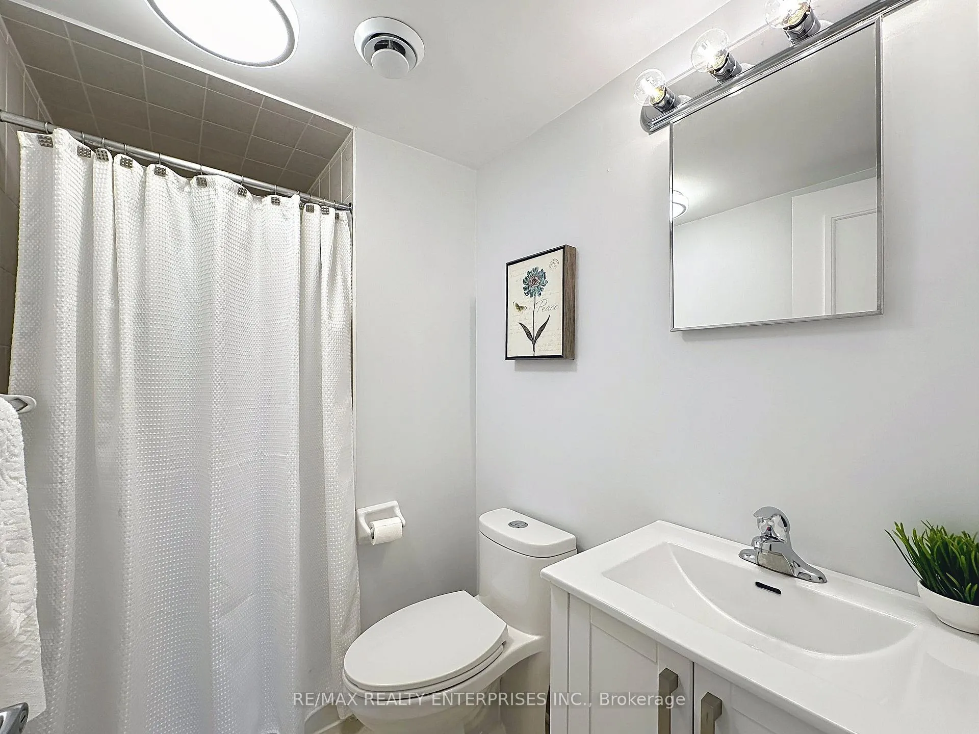 Photo 36 of Unit 102, 52 Aerodrome Crescent, Toronto, Leaside — HOMEH