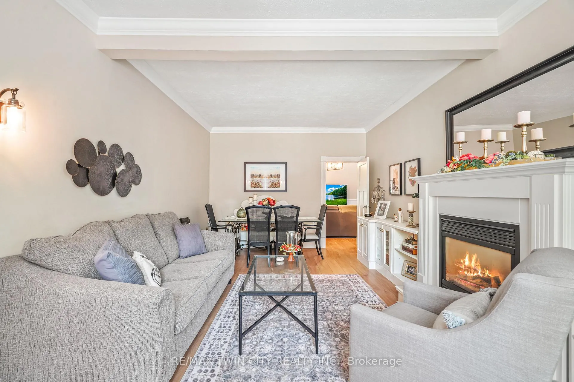 Photo 9 of 27 Ada Avenue, Brantford, North Ward — HOMEH