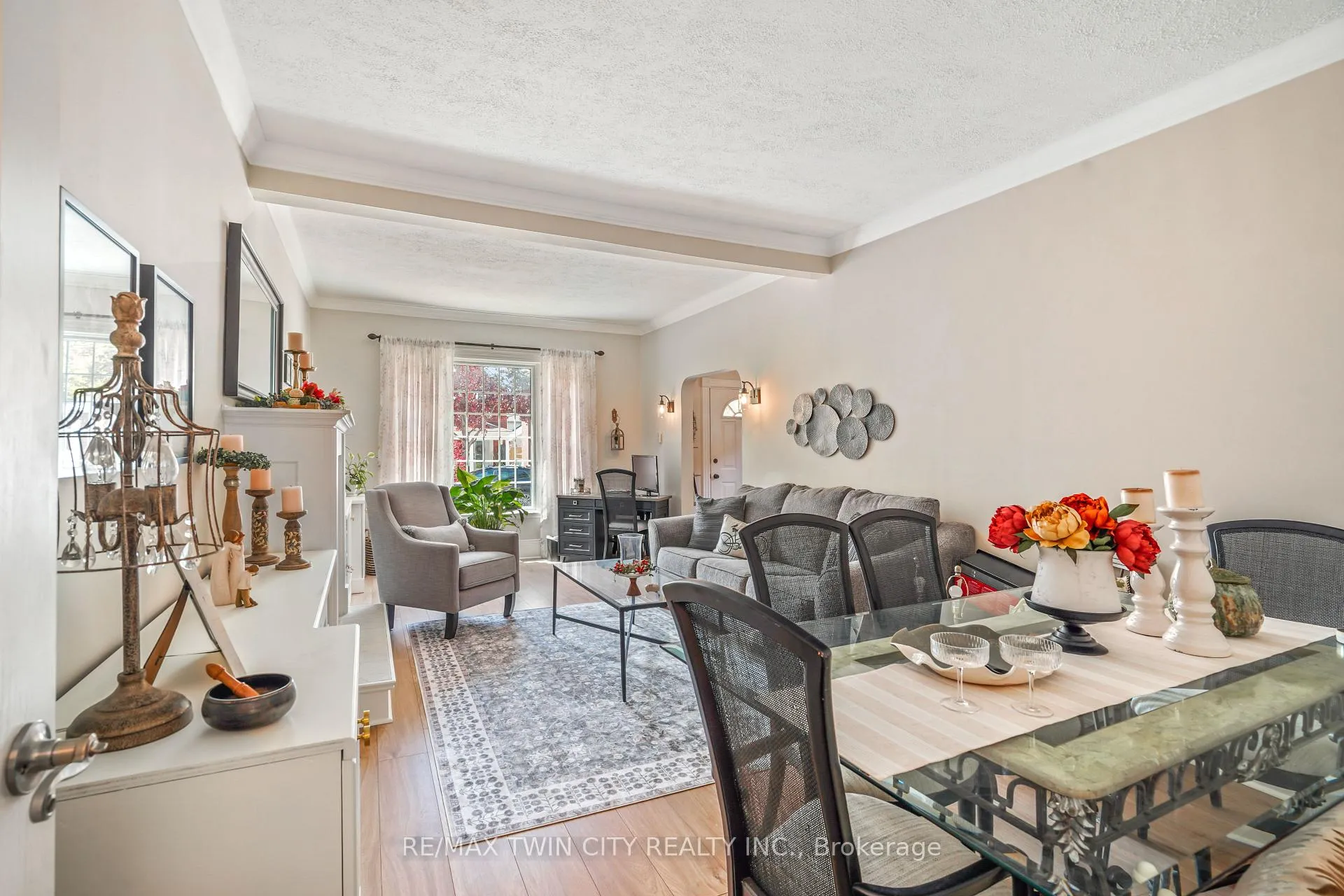 Photo 12 of 27 Ada Avenue, Brantford, North Ward — HOMEH
