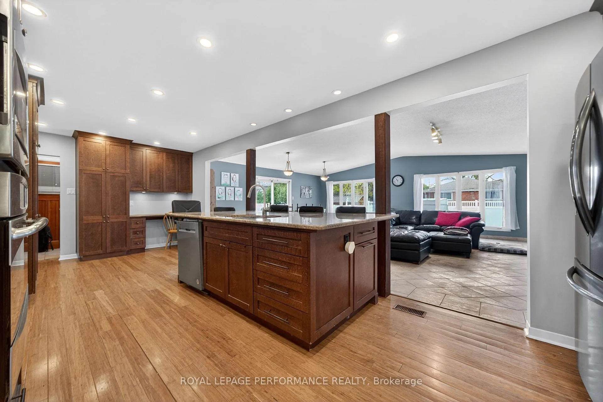 Photo 10 of 1182 Greyrock Crescent, Ottawa, Copeland Park — HOMEH