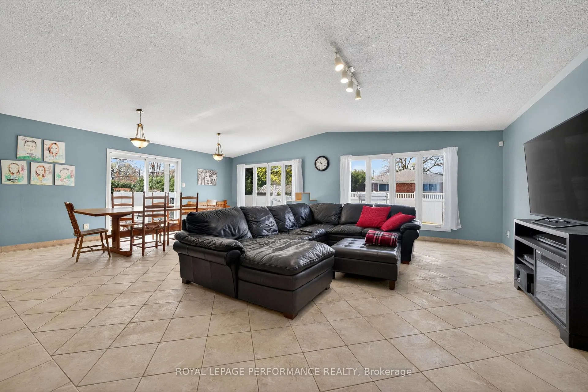 Photo 17 of 1182 Greyrock Crescent, Ottawa, Copeland Park — HOMEH