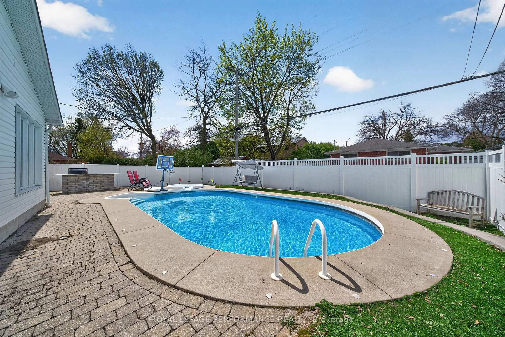 Photo 35 of 1182 Greyrock Crescent, Ottawa, Copeland Park — HOMEH