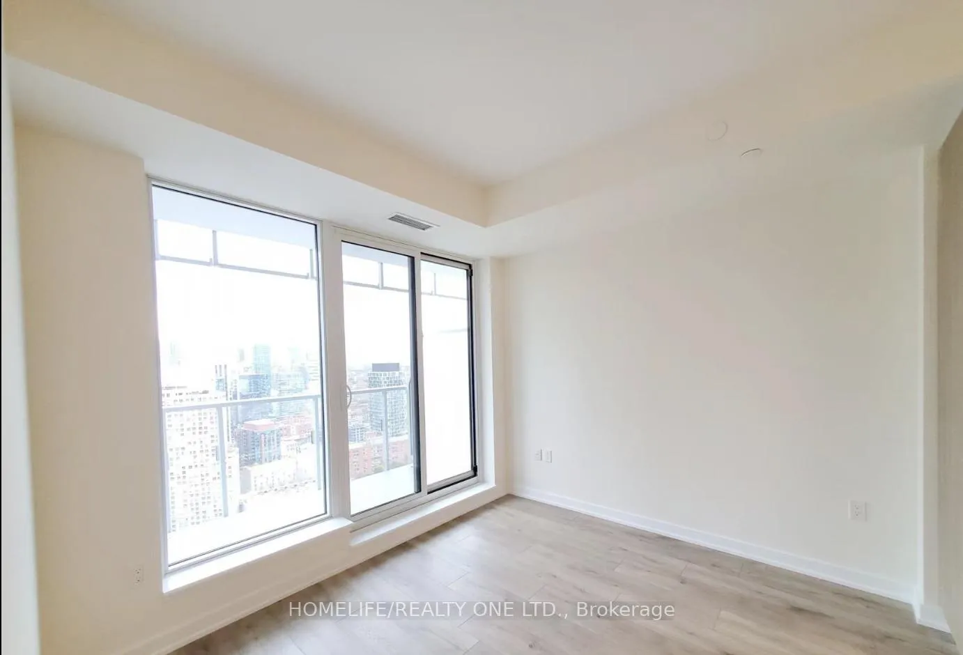 Photo 7 of Unit 3206, 28 Freeland Street, Toronto, Waterfront Communities — HOMEH
