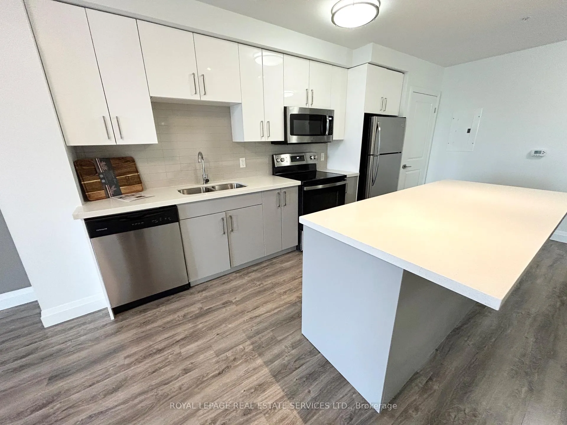 Photo 5 of Unit 607, 460C Belmont Avenue W, Kitchener — HOMEH