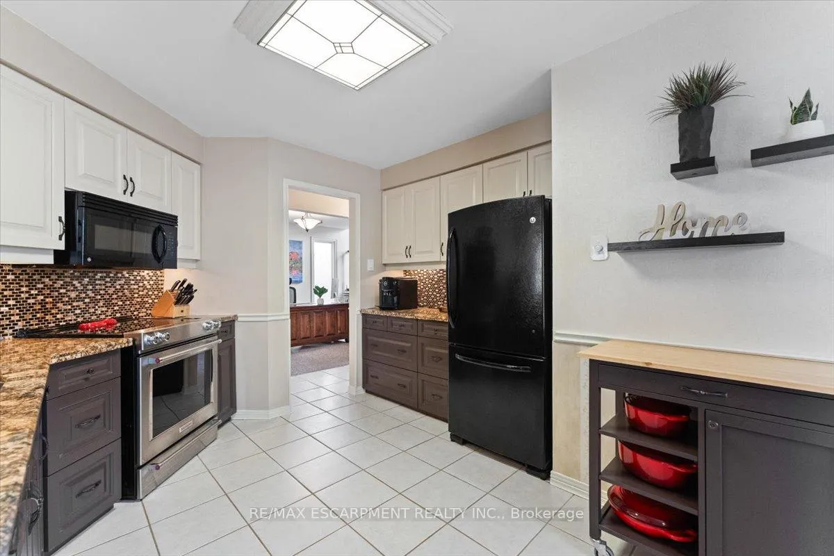 Photo 13 of 284 Delancey Boulevard, Hamilton, Barnstown — HOMEH