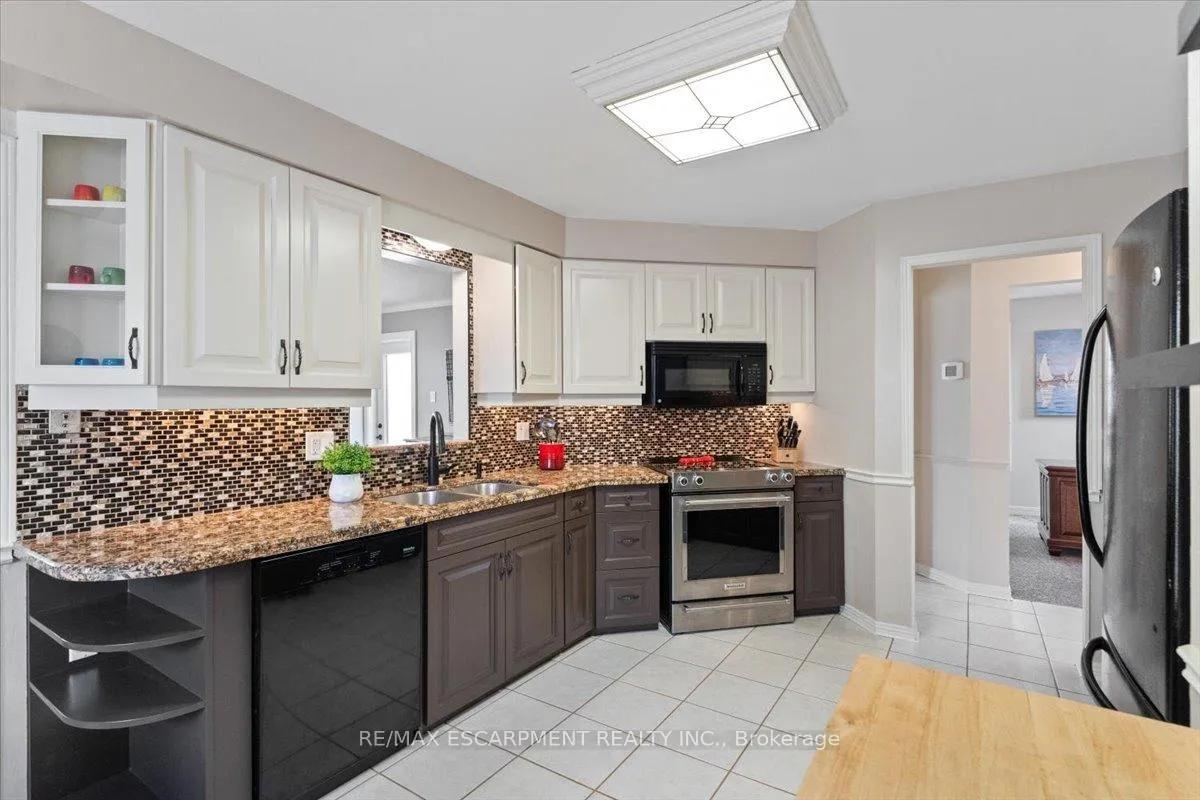 Photo 14 of 284 Delancey Boulevard, Hamilton, Barnstown — HOMEH